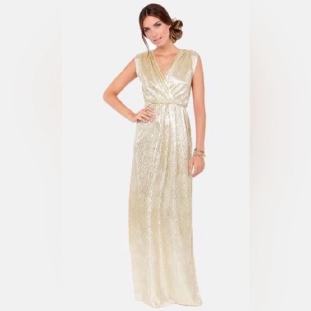 Lulu’s Metallic Champagne Gold V-Neck Evening Dress - Picture 11 of 15